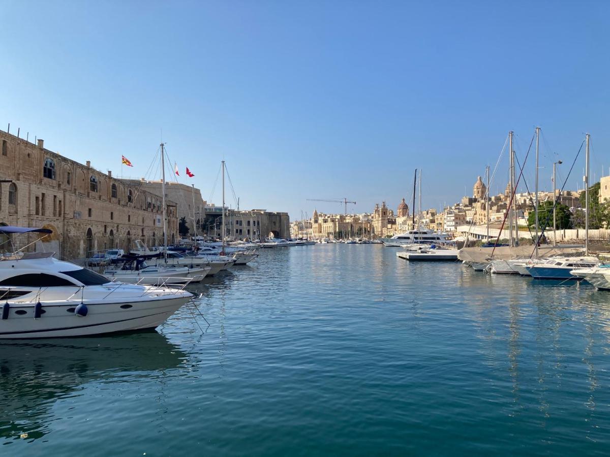 Citta Cospicua Suites Zewnętrze zdjęcie